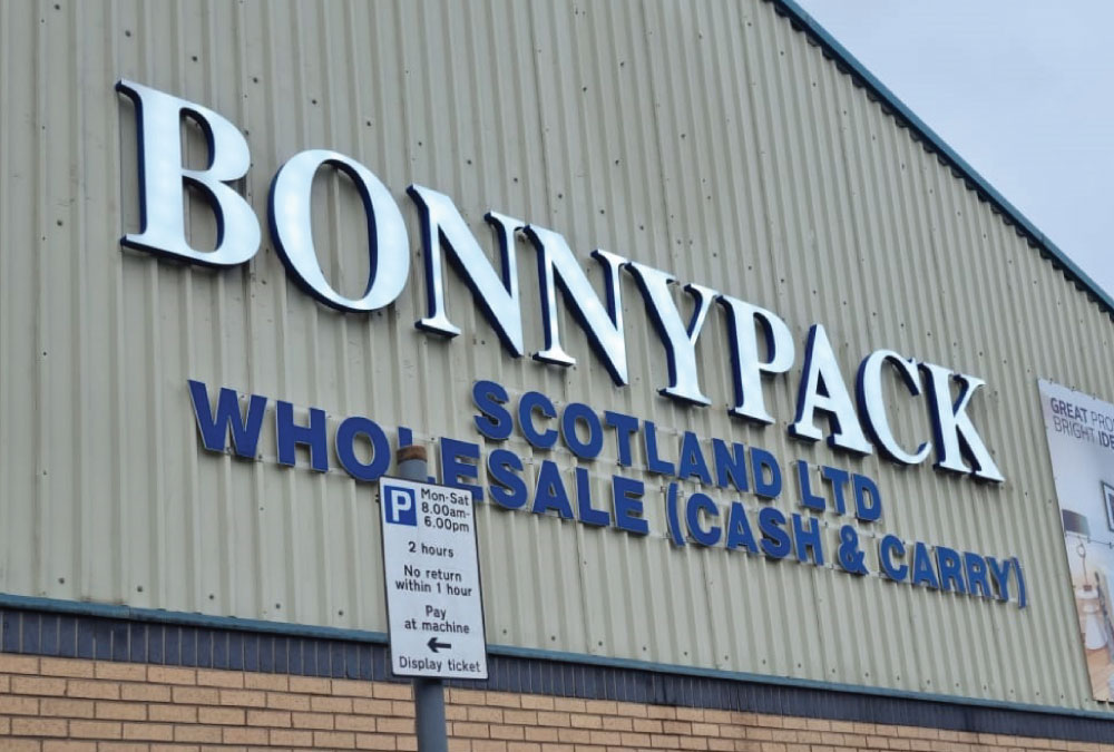 SignsGlasgow-BonnyPack-lettersonlocators-outdoorsigns-bestsigns-uksignage-signsuk-wallsign-aluminiumletters-wallletters-durablesigns-scottishsigns-outsidesigns-aluminiumsigns-01